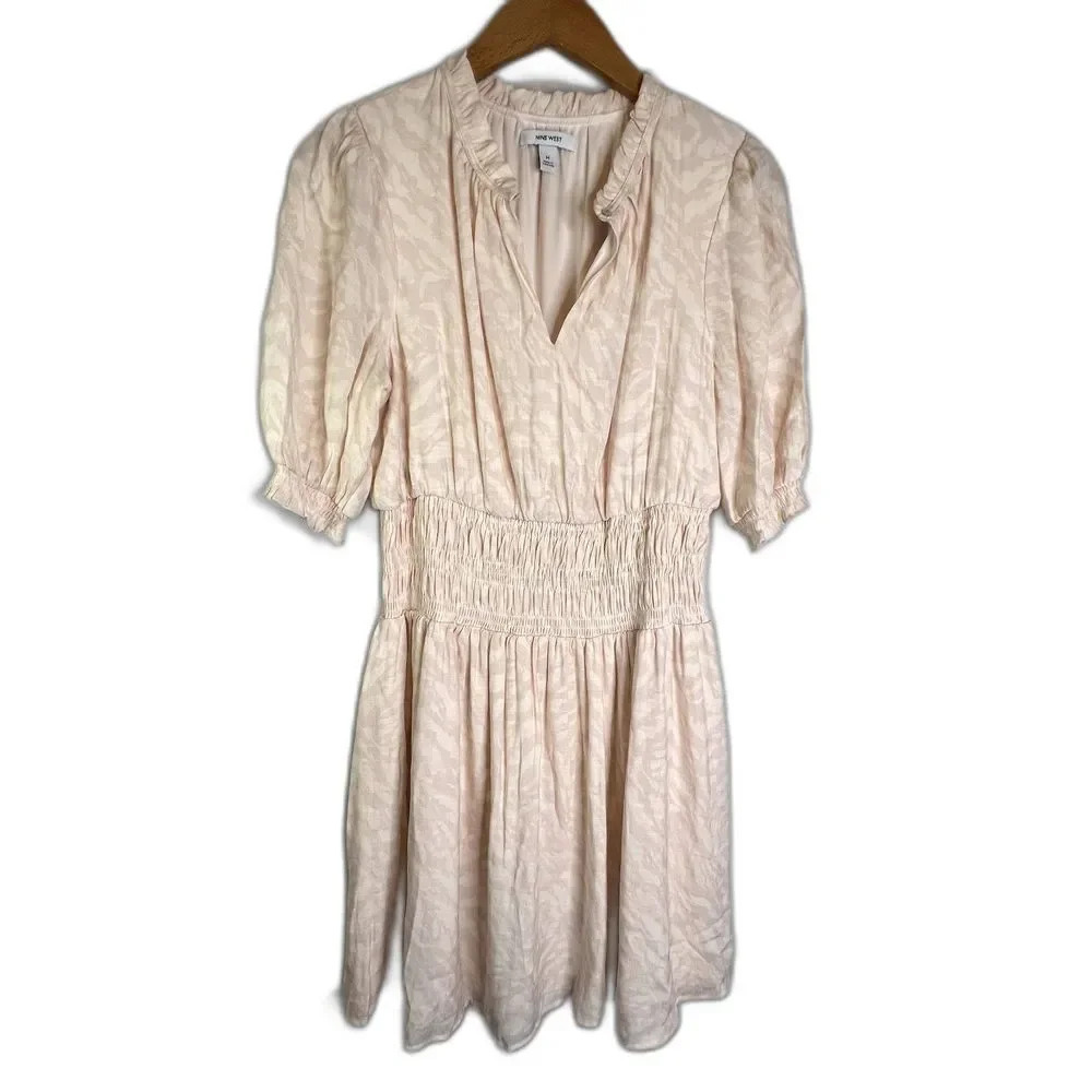 Nine West Short Sleeve Smocked Waist‎ Dress Size Medium